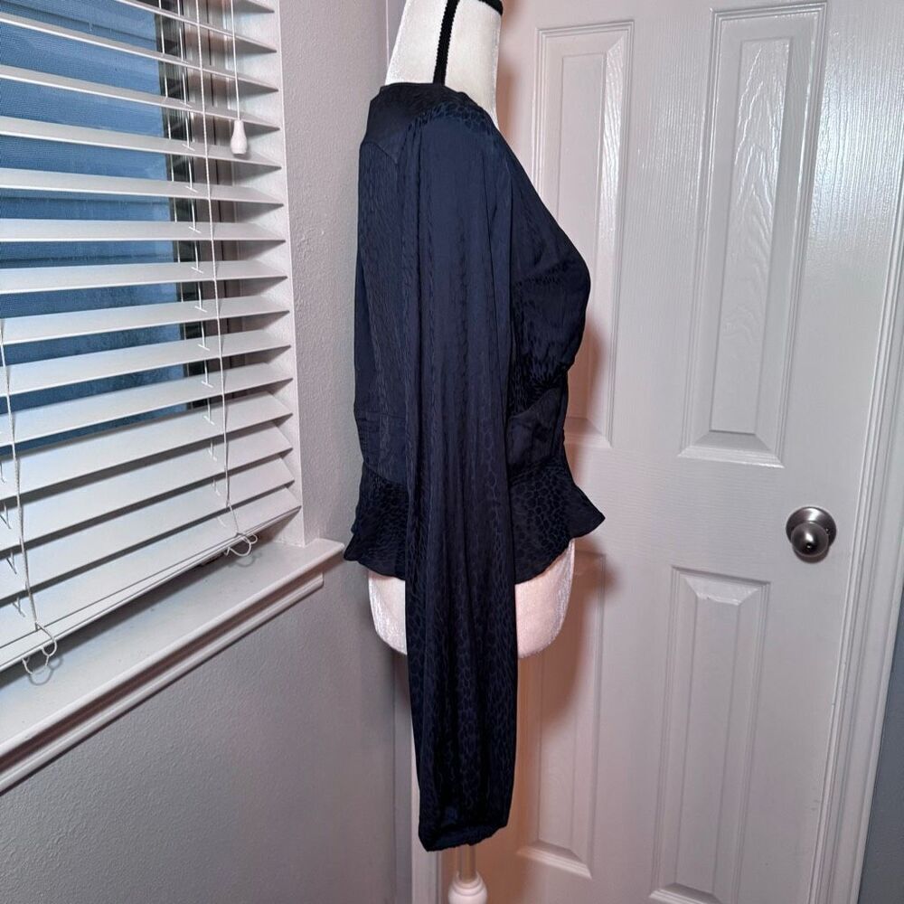 Tobi Peplum Button Top - image 4